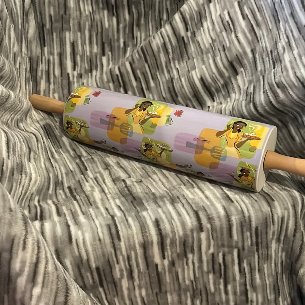 Disney, Tiana from the Princess and the frog wood and ceramic large, rolling pin